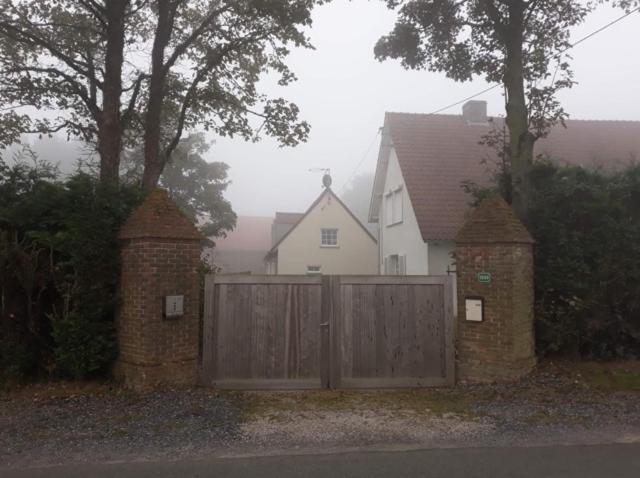 Au Coeur De La Flandre Appartement Noordpeene Buitenkant foto